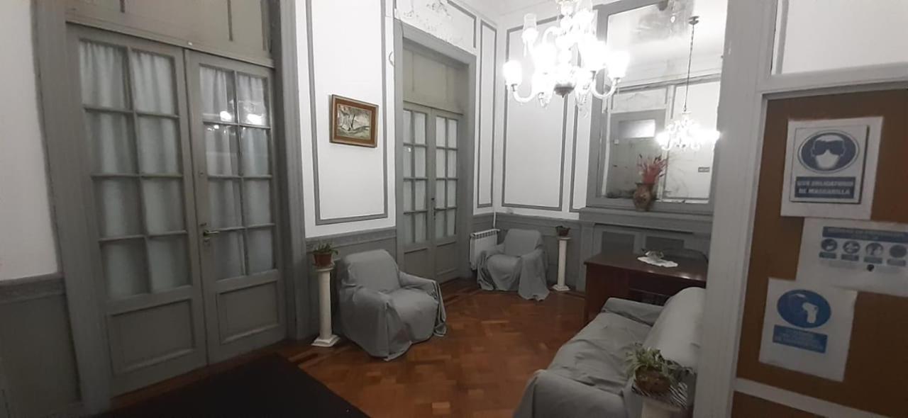 Hotel El Pibe บัวโนสไอเรส ภายนอก รูปภาพ