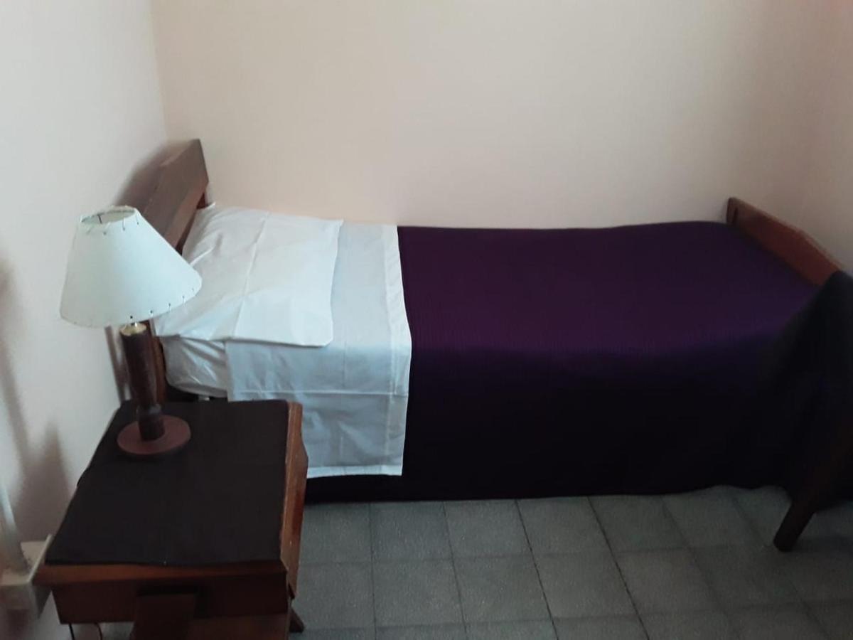 Hotel El Pibe บัวโนสไอเรส ภายนอก รูปภาพ